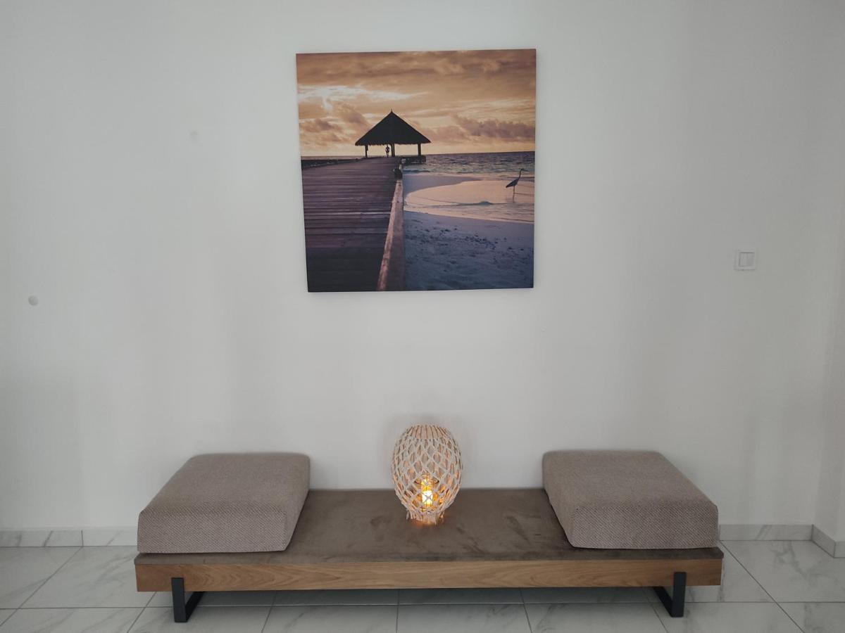 Mia Casa Apartment Науса Екстериор снимка
